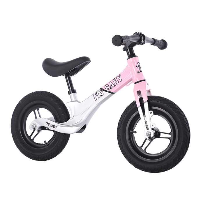 <a href=https://www.flybabytoys.com target='_blank'>Balance Bike</a>